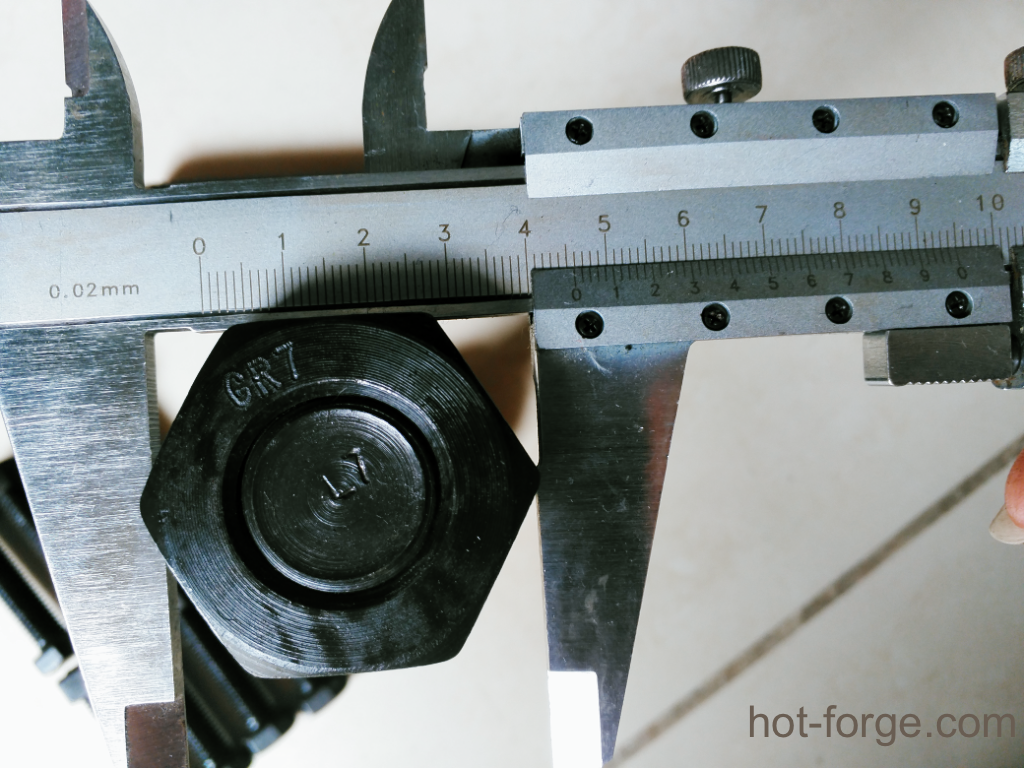 ASTM A320 L7 Bolts inspect